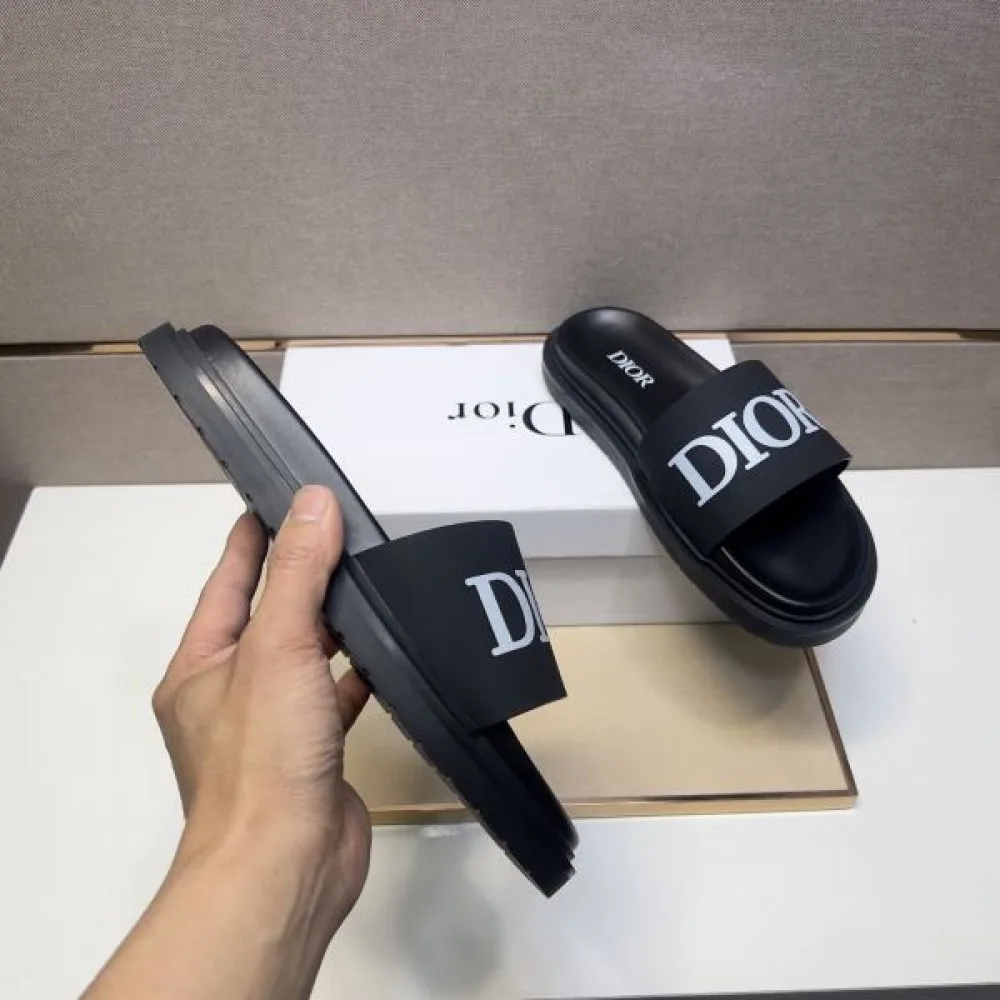 DIOR ディオール 2025SS 希少!取り扱い店舗限定 メンズ用 サンダル 商品画像 7