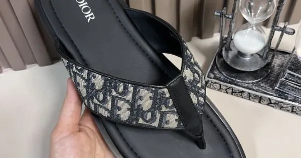 DIOR ディオール 2025SS カジュアルで気分爽快 メンズ用 サンダル 商品画像 11