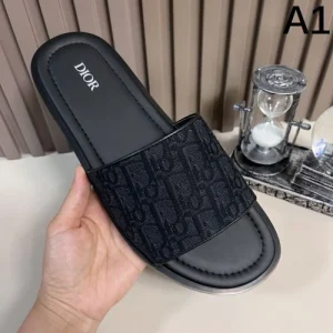 DIOR ディオール 2025SS 一気にオシャレ上級者 メンズ用 サンダル 商品画像 1