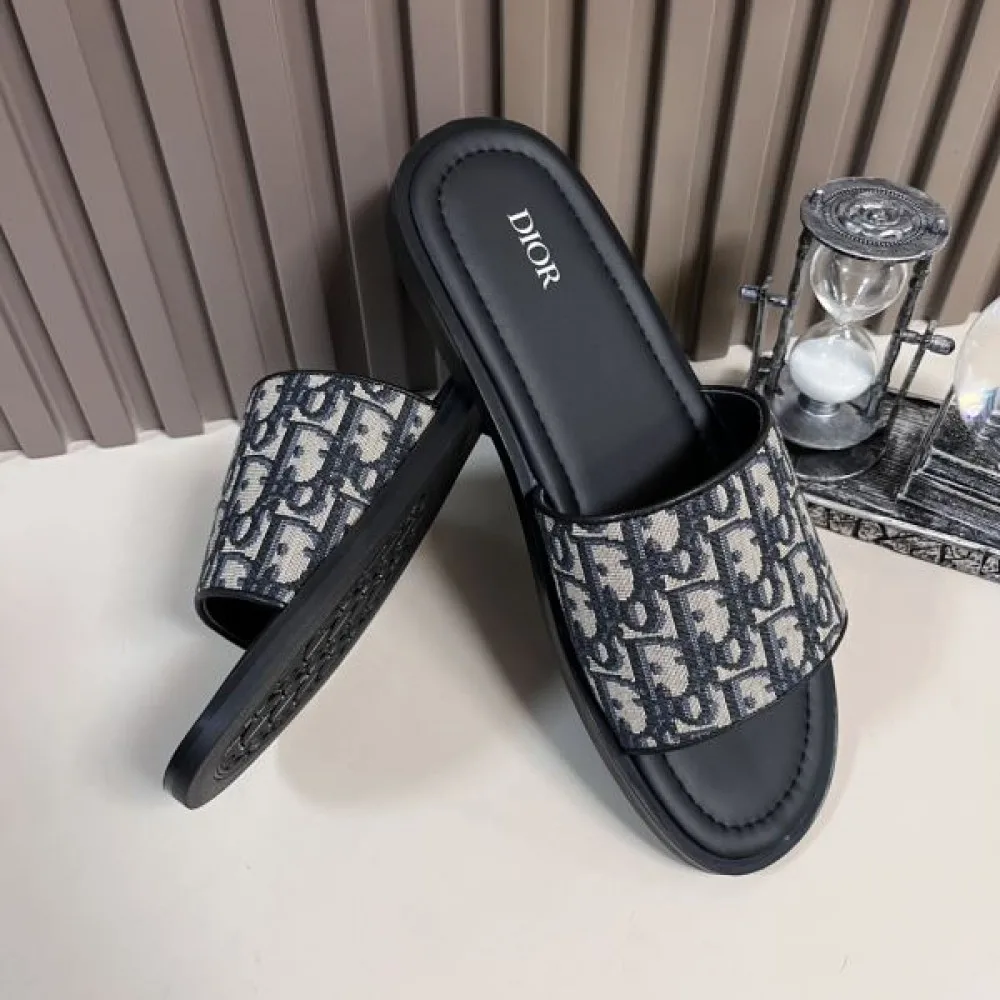 DIOR ディオール 2025SS 一気にオシャレ上級者 メンズ用 サンダル 商品画像 7