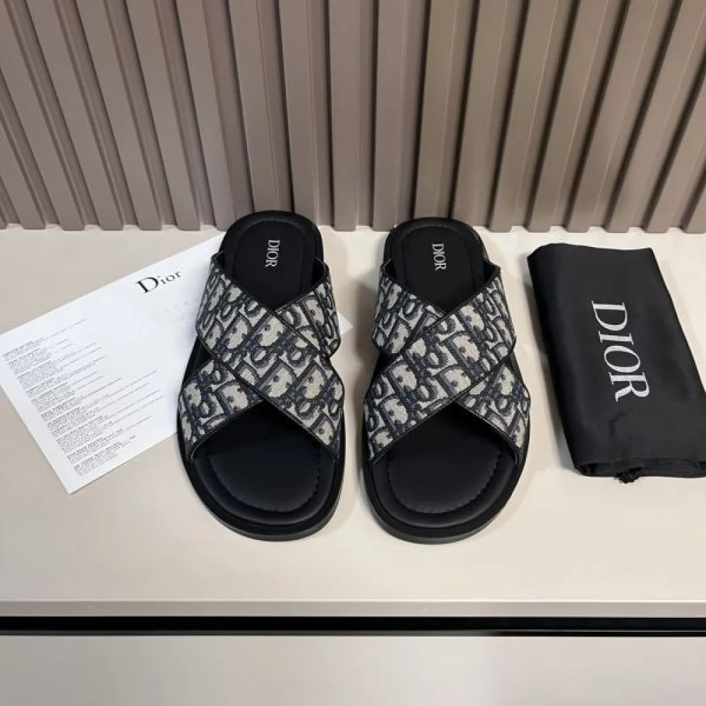 DIOR ディオール 2025SS キレイ色チェック春夏 メンズ用 サンダル 商品画像 3