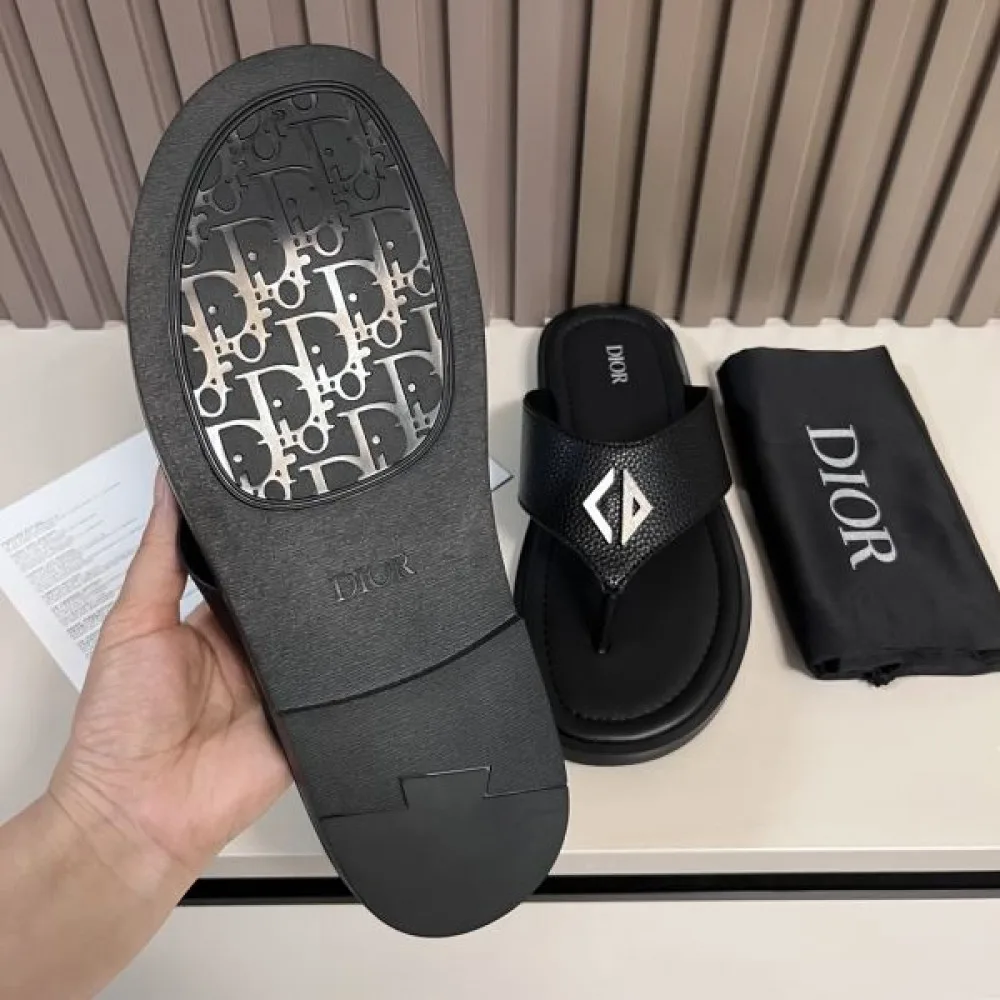 DIOR ディオール 2025SS 素敵なコーデは大注目 メンズ用 サンダル 商品画像 9