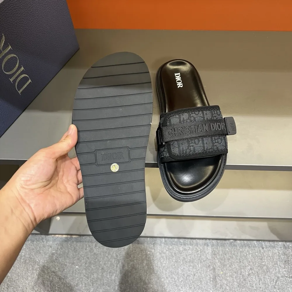 2025SS サンダル DIOR ディオール ジュアル感強めの着 商品画像 9