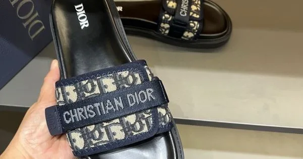 2025SS サンダル DIOR ディオール ジュアル感強めの着 商品画像 11