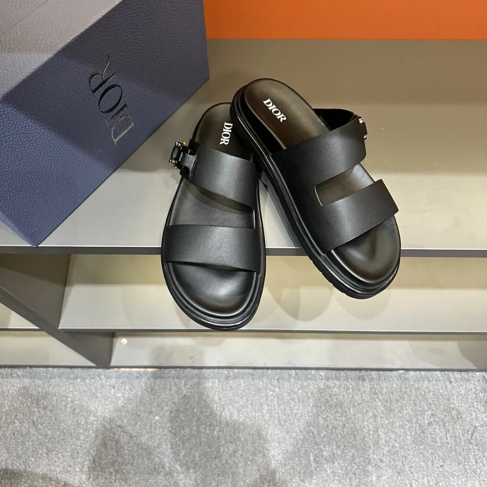 2025SS サンダル DIOR ディオール シンプルなデザイン 商品画像 3