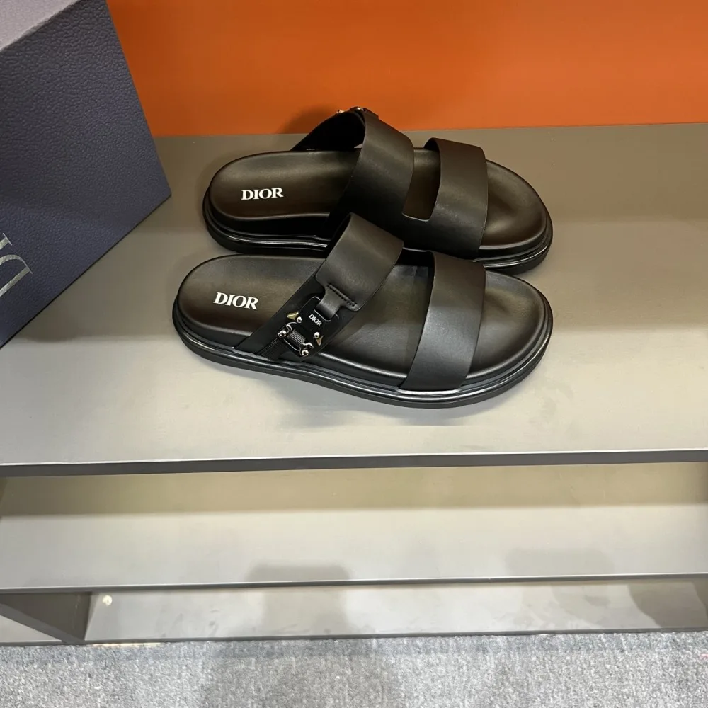 2025SS サンダル DIOR ディオール シンプルなデザイン 商品画像 4