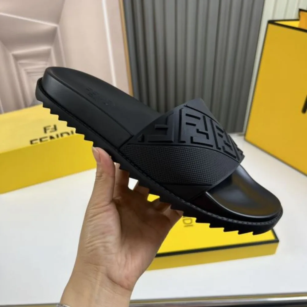 FENDI フェンデイ 2025SS 最新☆大人気☆話題沸騰 メンズ用 サンダル 商品画像 7
