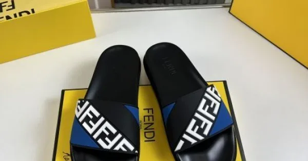 FENDI フェンデイ 2025SS 最新☆大人気☆話題沸騰 メンズ用 サンダル 商品画像 11