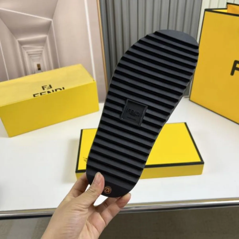 FENDI フェンデイ 2025SS 新作限定華やかキュート メンズ用 サンダル 商品画像 9