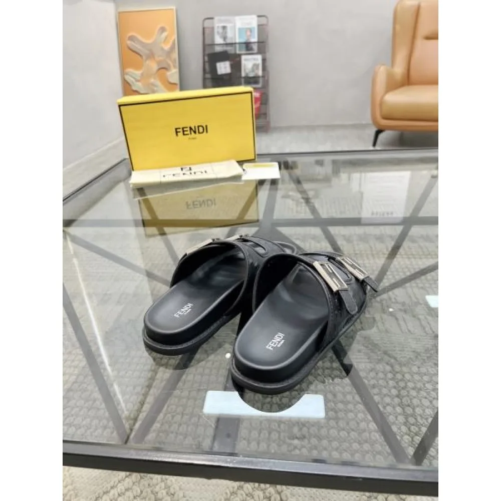 FENDI フェンデイ 2025SS オシャレに見せられます メンズ用 サンダル 商品画像 8