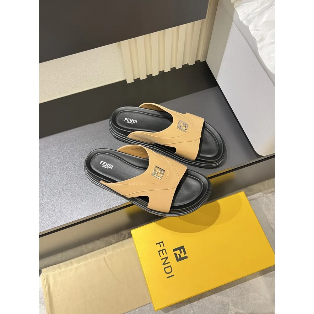 2025SS サンダル FENDI フェンデイ 特に今期の春夏注目 商品画像 4