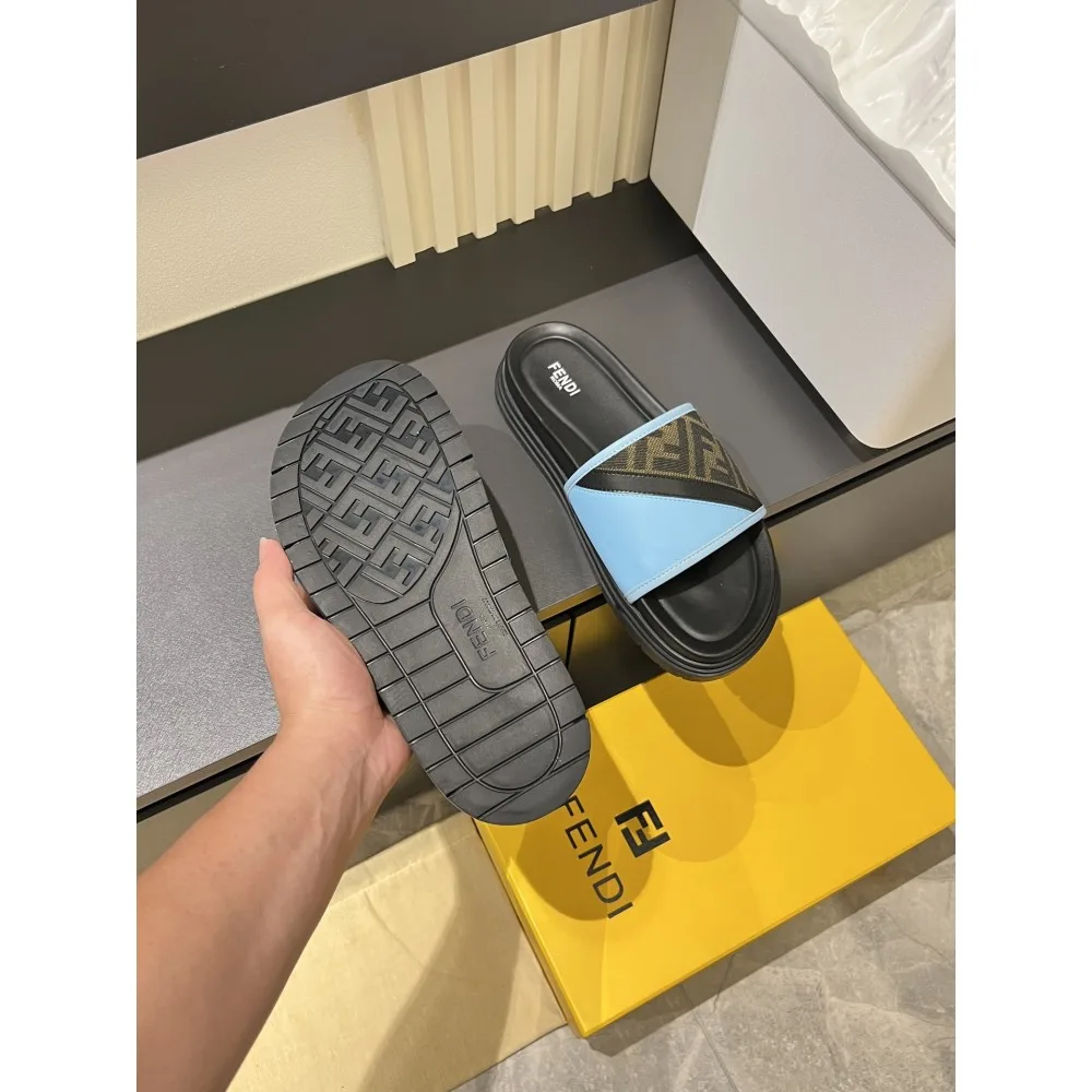 2025SS サンダル FENDI フェンデイ 今季マストアイテム 商品画像 9