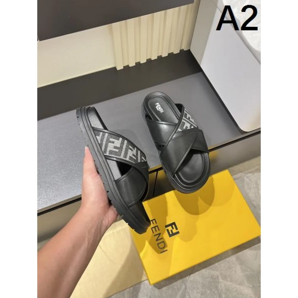 2025SS サンダル FENDI フェンデイ 夏でも快適な着心地 商品画像 2