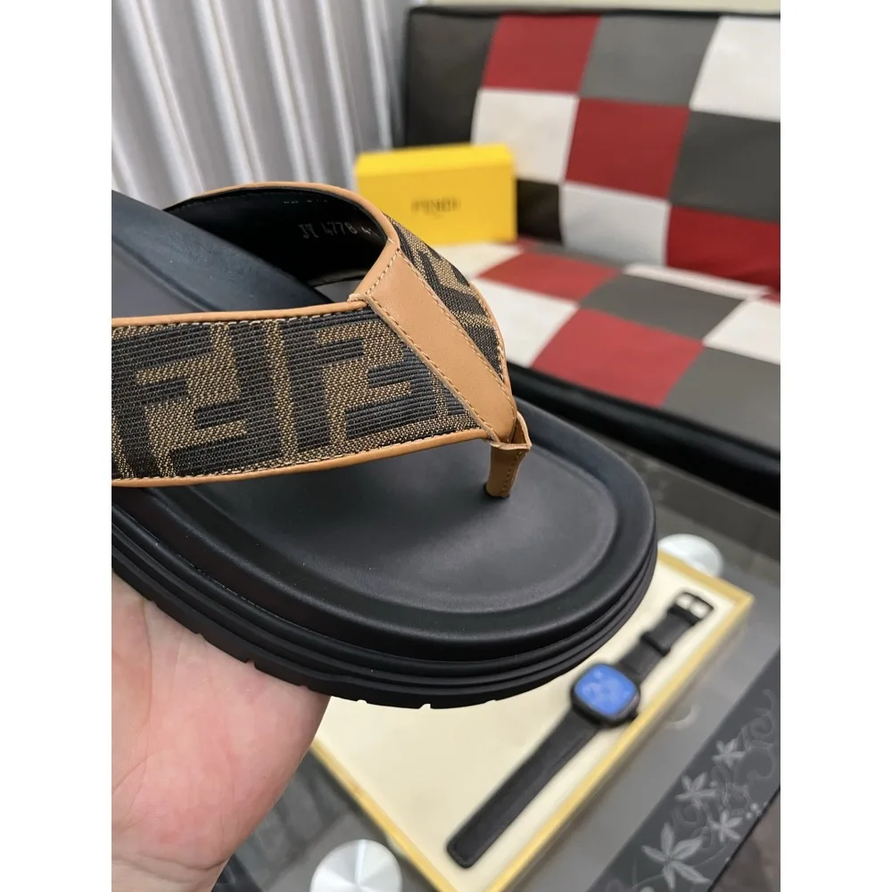 2025SS サンダル FENDI フェンデイ 春夏新作を一気見せ 商品画像 6