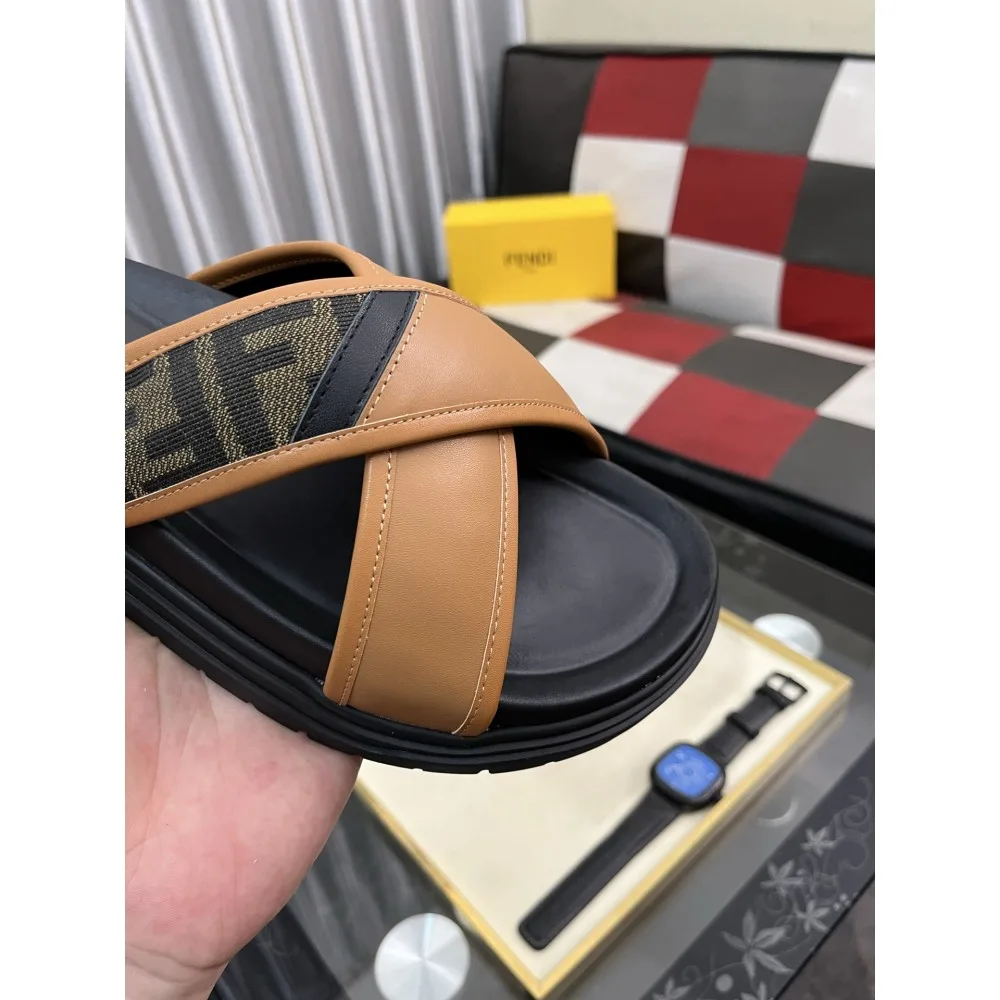 2025SS サンダル FENDI フェンデイ 今年流の人気コーデ 商品画像 6