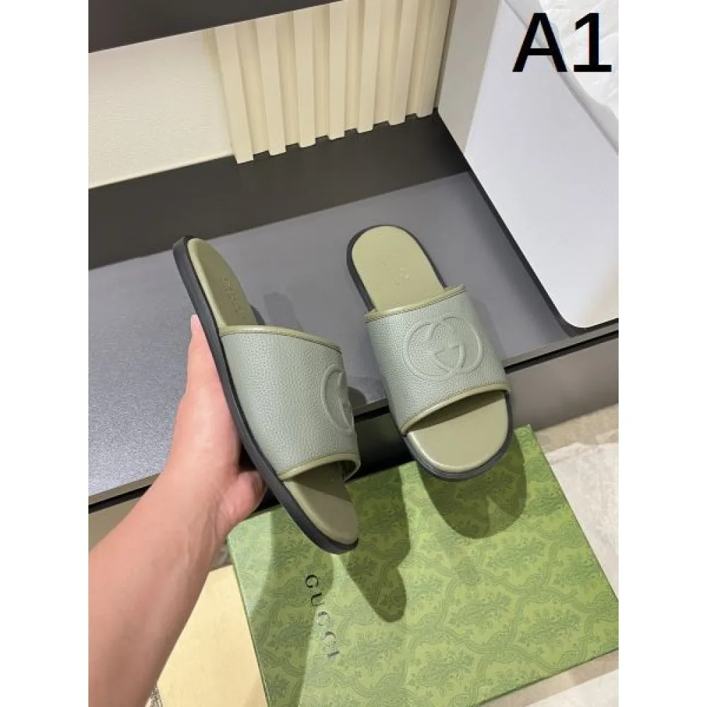 GUCCI グッチ 2025SS 現地価格お得な春夏新作 メンズ用 サンダル 商品画像 1