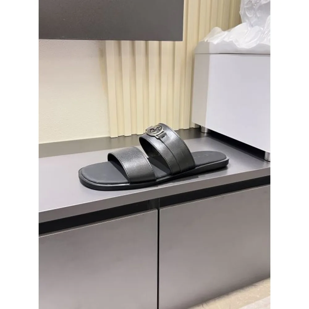 GUCCI グッチ 2025SS 新作セール価格でゲット メンズ用 サンダル 商品画像 6
