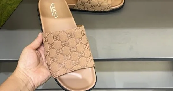 2025SS サンダル GUCCI グッチ 優しげな高級人気色 商品画像 11