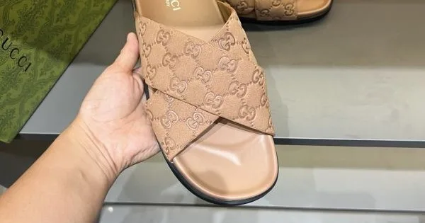 2025SS サンダル GUCCI グッチ 着回し力抜群大人気 商品画像 11