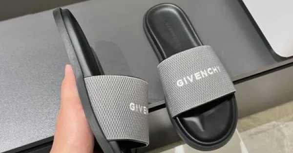GIVENCHY ジバンシィ 2025SS スタイリッシュな雰囲気 メンズ用 サンダル 商品画像 11