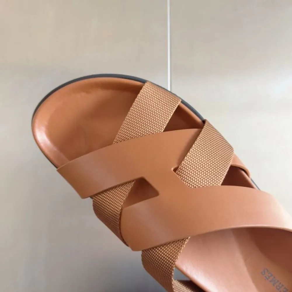 HERMES エルメス 2025SS すっきりしたシルエット メンズ用 サンダル 商品画像 9