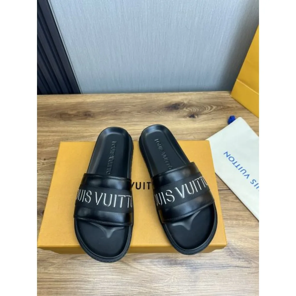 LOUIS VUITTON ルイヴィトン 2025SS 人気は衰えず! メンズ用 サンダル 商品画像 2