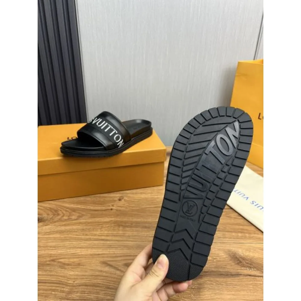 LOUIS VUITTON ルイヴィトン 2025SS 人気は衰えず! メンズ用 サンダル 商品画像 9
