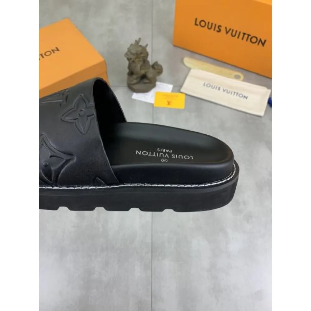 LOUIS VUITTON ルイヴィトン 2025SS 特に注目したい メンズ用 サンダル 商品画像 7