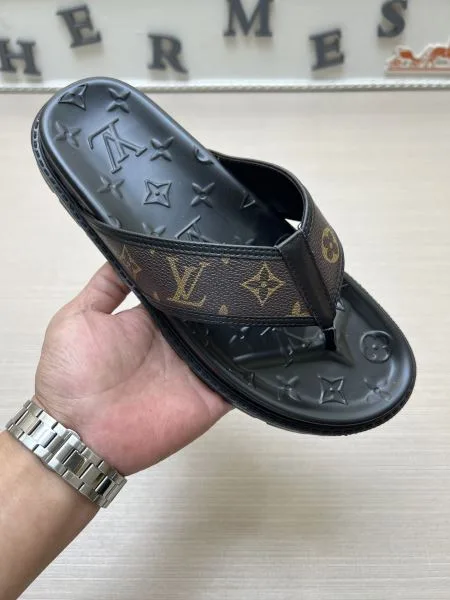 LOUIS VUITTON ルイヴィトン 2025SS 品質保証最新作 メンズ用 サンダル 商品画像 10