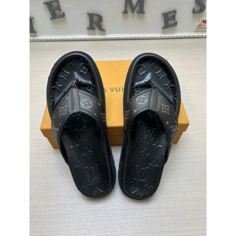 LOUIS VUITTON ルイヴィトン 2025SS 人気定番大人気 メンズ用 サンダル 商品画像 2
