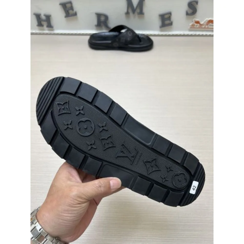 LOUIS VUITTON ルイヴィトン 2025SS 人気定番大人気 メンズ用 サンダル 商品画像 9