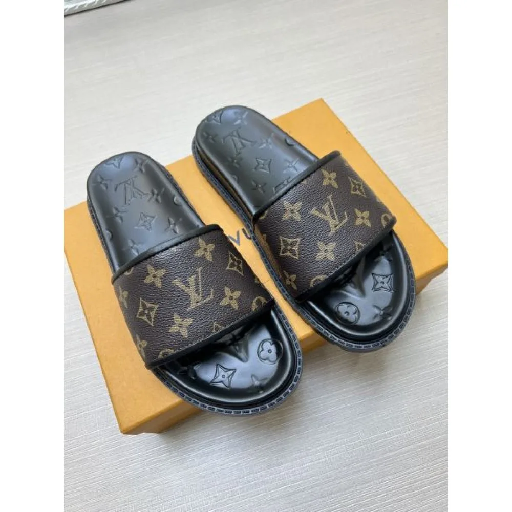 LOUIS VUITTON ルイヴィトン 2025SS 春夏期間大活躍 メンズ用 サンダル 商品画像 3