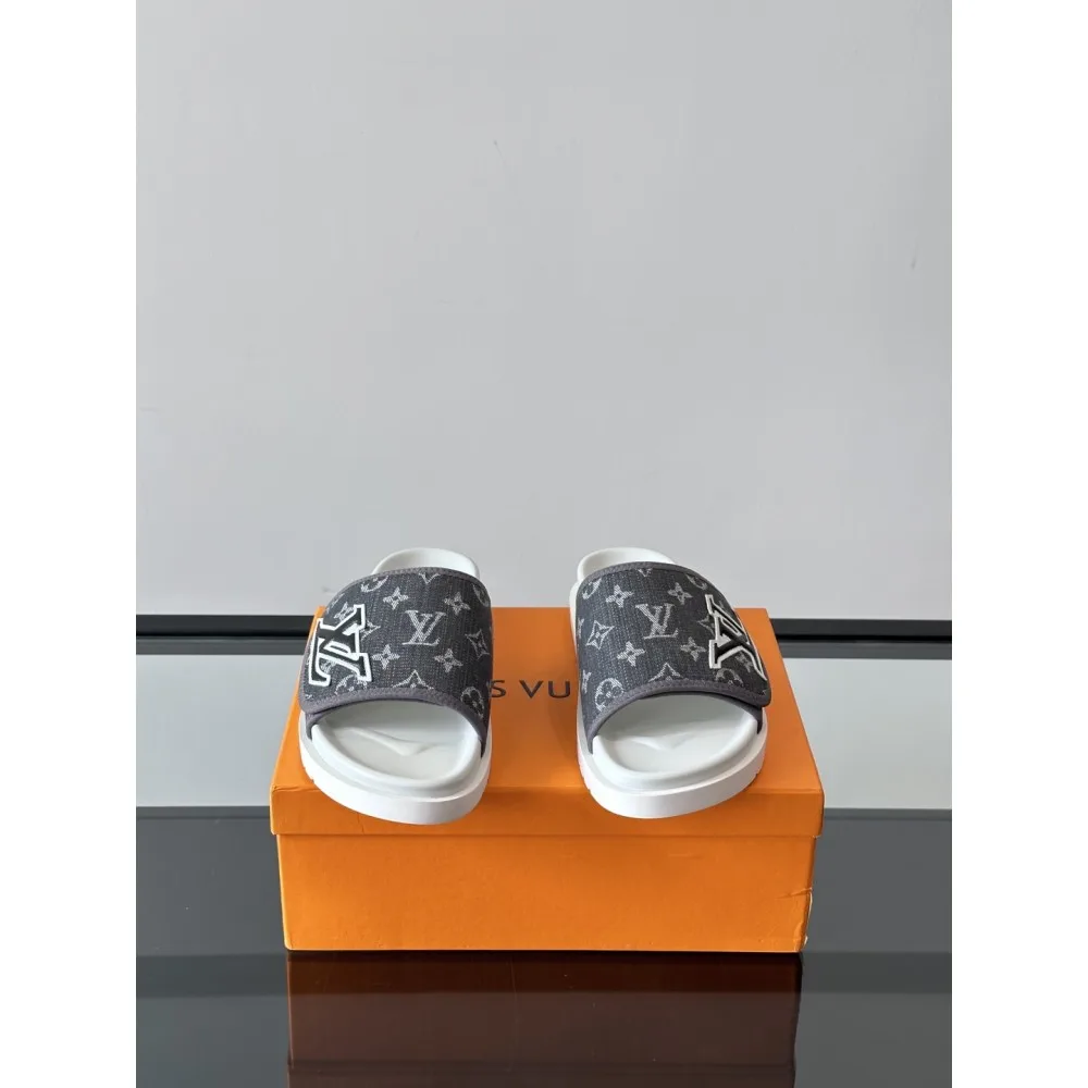 2025SS サンダル LOUIS VUITTON ルイヴィトン 夏に向けて気になる 商品画像 7