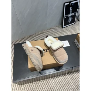 2025FW レディース ファースリッパ UGG アグ 海外限定入荷の高品質レプリカスリッパ 商品画像 1