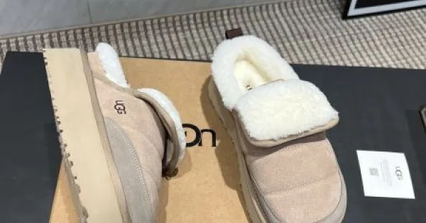 2025FW レディース ファースリッパ UGG アグ 秋冬に映えるクールな新作モデル 商品画像 11
