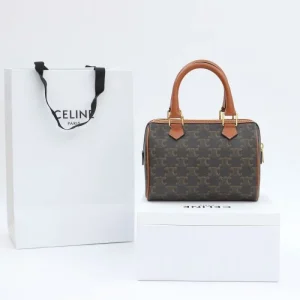 2025SS トートバッグ CELINE セリーヌ 着こなしが簡単につくれる 商品画像 1