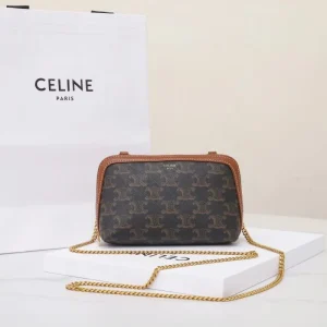 CELINE セリーヌ 2025FW 新作 高品質ショルダーバッグ 人気モデル 通勤通学に最適 商品画像 1