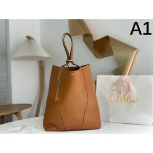 2025SS トートバッグ CHLOE クロエ 魅力の詰まったスタイル 商品画像 1