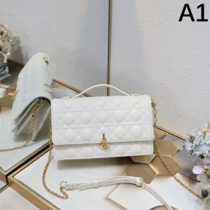 2025SS トートバッグ DIOR ディオール 大注目国内完売数量限定 商品画像 1