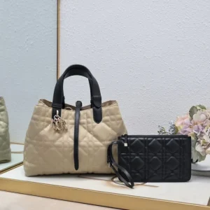 2025SS トートバッグ DIOR ディオール この時季だからお買い得 商品画像 1