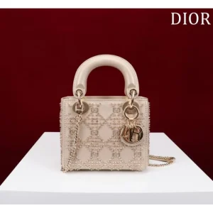 2025SS トートバッグ DIOR ディオール 大人っぽいスタイルが完成 商品画像 1