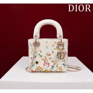 2025SS トートバッグ DIOR ディオール 海外セレブが注目アイテム 商品画像 1