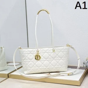 2025SS ショルダーバッグ DIOR ディオール 海外の顧客限定先行セール 商品画像 1