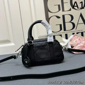 2025SS トートバッグ DIOR ディオール 上品カジュアルな雰囲気に 商品画像 1