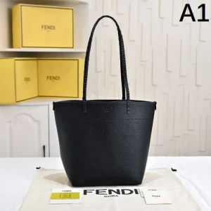2025SS トートバッグ FENDI フェンデイ 一番注目されている商品 商品画像 1