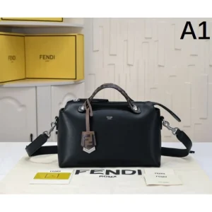 2025SS トートバッグ FENDI フェンデイ 今すぐオシャレになれる! 商品画像 1
