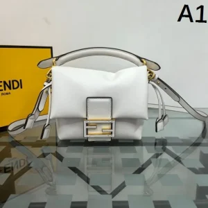 FENDI フェンデイ 2025FW 新作 高級感トートバッグ 上品 人気 レディースバッグ 商品画像 1
