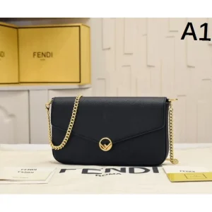 FENDI フェンデイ 2025FW 新作 上品ショルダーバッグ 高品質レプリカ 大容量 人気 商品画像 1