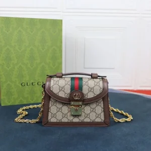 2025SS トートバッグ GUCCI グッチ おしゃれ上級者の印象がある 商品画像 1