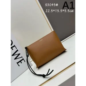 2025SS クラッチバッグ LOEWE ロエベ 海外の顧客限定先行セール 商品画像 1